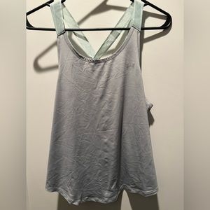 Woman’s Under Armor Work Out Shirt